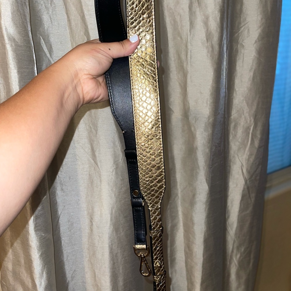 Novelty bag strap